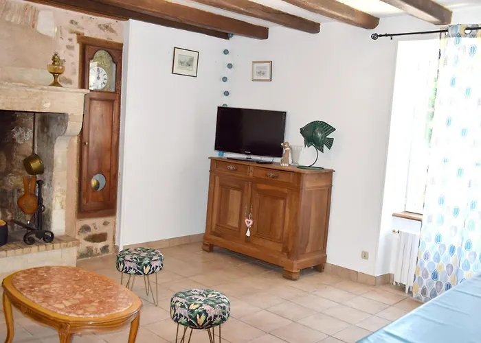 Сasa de vacaciones Maison Charismatique à Saint-germier Avec Jardin Clôturé.